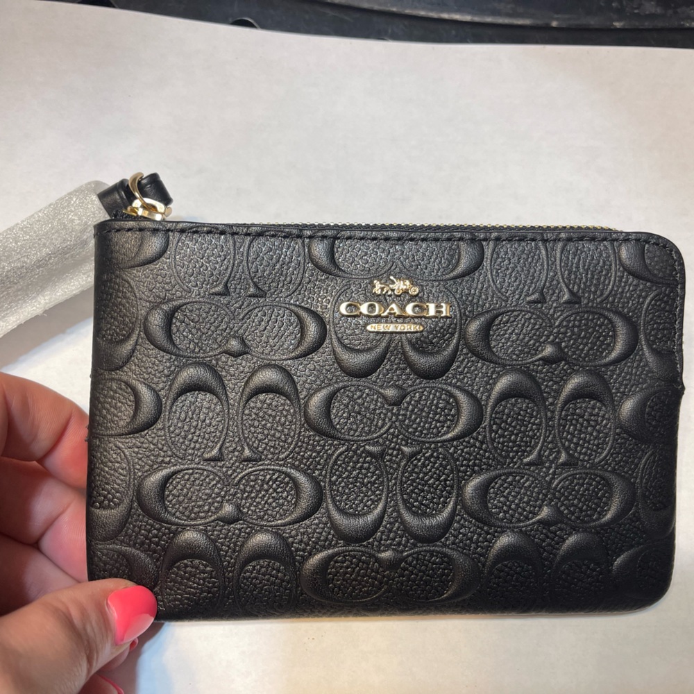 Coach Wristlet - Picture 6 of 10